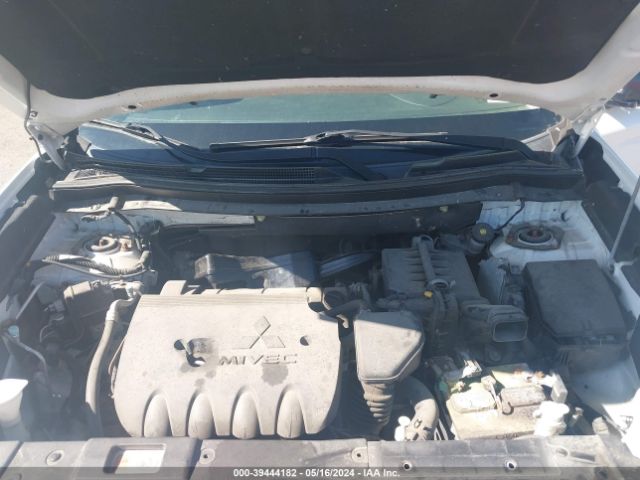 JA4AZ2A31HZ063477 Mitsubishi Outlander Es