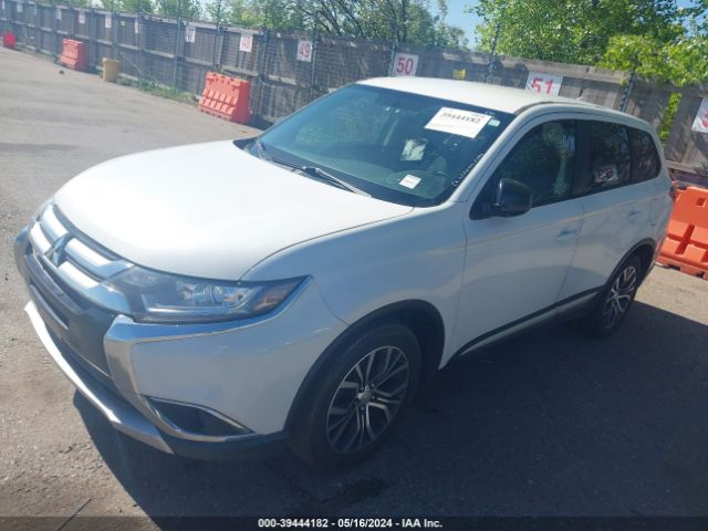 JA4AZ2A31HZ063477 Mitsubishi Outlander Es