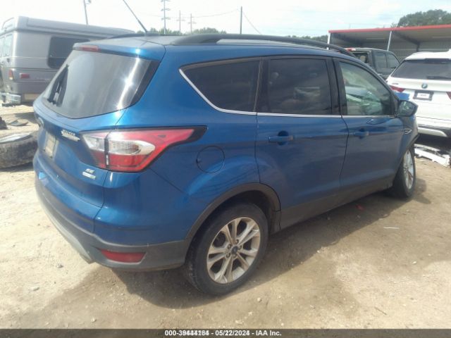 1FMCU9GD3JUA05214 Ford ESCAPE SE