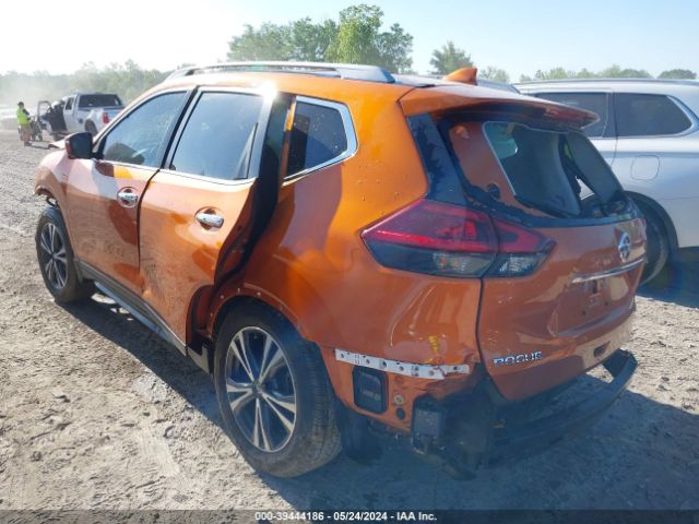 5N1AT2MV9KC827666 Nissan ROGUE SV