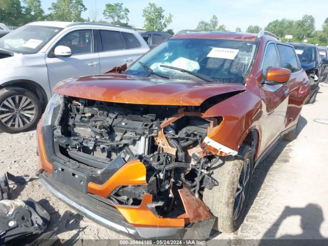 5N1AT2MV9KC827666 Nissan ROGUE SV