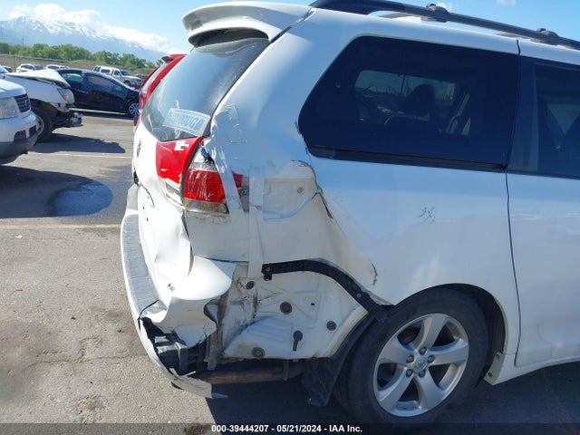 Toyota Sienna Le V6 8 Passenger 2014 5TDKK3DC5ES475446 Image 6