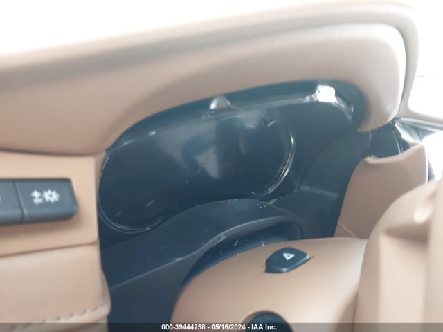 Cadillac Escalade Platinum 2016 1GYS3DKJ0GR147206 Image 7