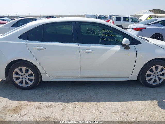 Toyota COROLLA LE 2022 JTDEPMAE9N3001656 Image 14