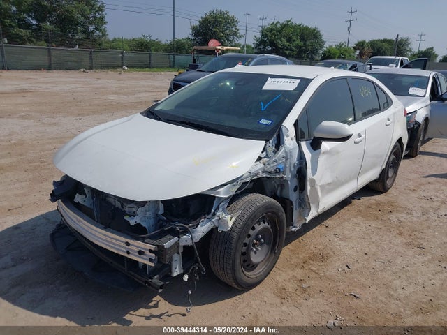 Toyota COROLLA LE 2022 JTDEPMAE9N3001656 Image 2
