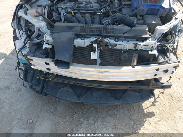 Toyota COROLLA LE 2022 JTDEPMAE9N3001656 Image 6
