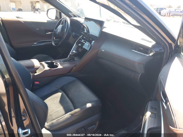 Toyota Venza Limited 2021 JTEAAAAH6MJ029025 Image 5