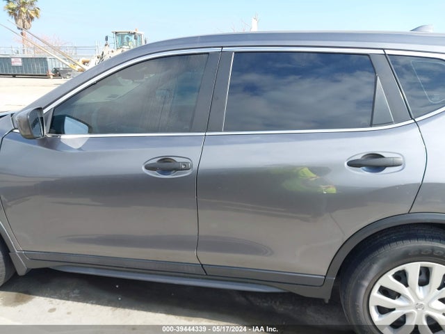 Nissan ROGUE S 2019 5N1AT2MT6KC845086 Image 14