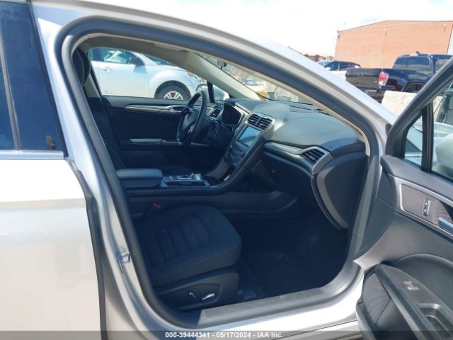 3FA6P0LU6JR281443 Ford Fusion Hybrid Se