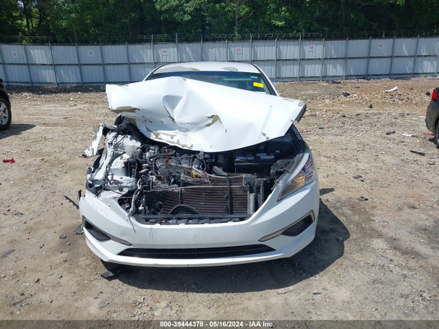Hyundai SONATA SE 2017 5NPE24AF0HH525925 Image 12