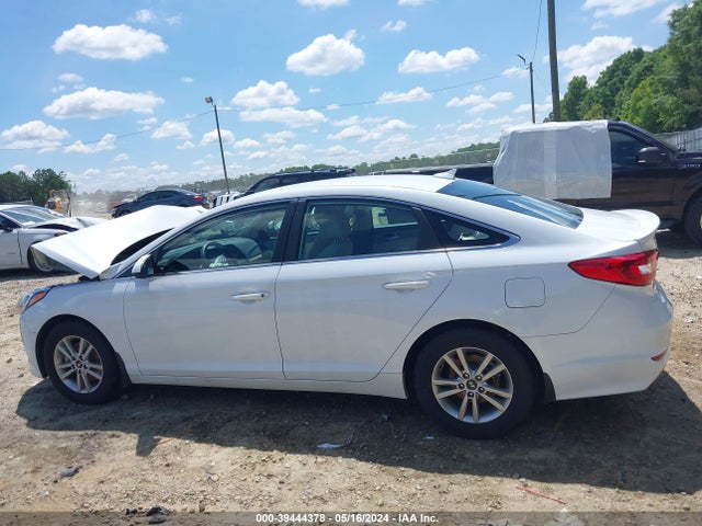Hyundai SONATA SE 2017 5NPE24AF0HH525925 Image 14