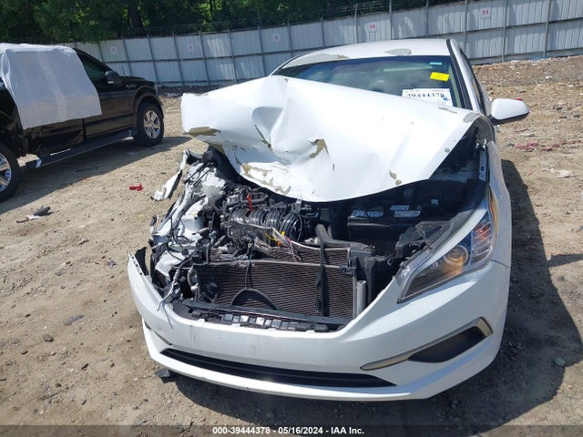 Hyundai SONATA SE 2017 5NPE24AF0HH525925 Image 6