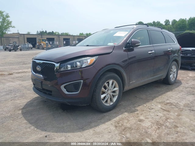 KIA Sorento 3.3l Lx 2016 5XYPGDA58GG081183 Image 2