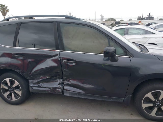 Subaru Forester 2.5i Limited 2017 JF2SJAJC3HH443603 Image 13