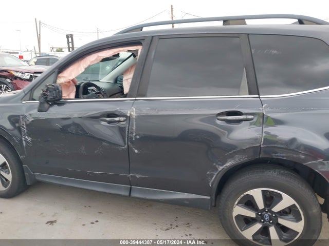 Subaru Forester 2.5i Limited 2017 JF2SJAJC3HH443603 Image 14