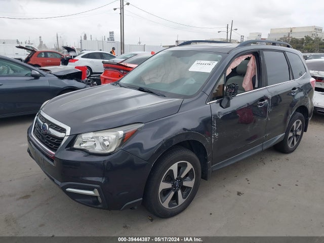 Subaru Forester 2.5i Limited 2017 JF2SJAJC3HH443603 Image 2