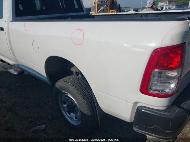 3C6UR5HJXKG590683 RAM 2500 Tradesman  4x4 8' Box
