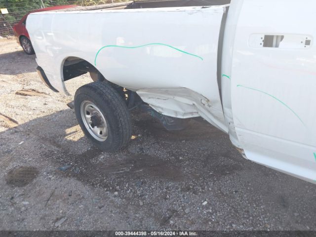 3C6UR5HJXKG590683 RAM 2500 Tradesman  4x4 8' Box