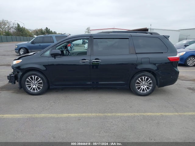 Toyota SIENNA XLE 2020 5TDYZ3DC8LS034963 Image 14
