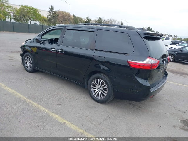 Toyota SIENNA XLE 2020 5TDYZ3DC8LS034963 Image 3