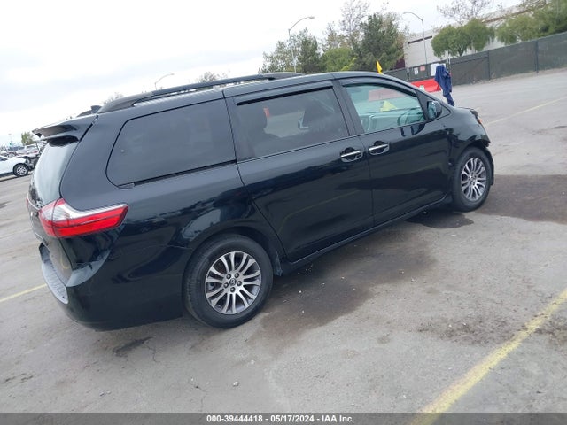 Toyota SIENNA XLE 2020 5TDYZ3DC8LS034963 Image 4