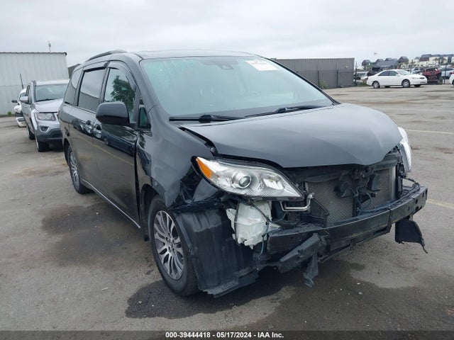 Toyota SIENNA XLE 2020 5TDYZ3DC8LS034963 Image 6