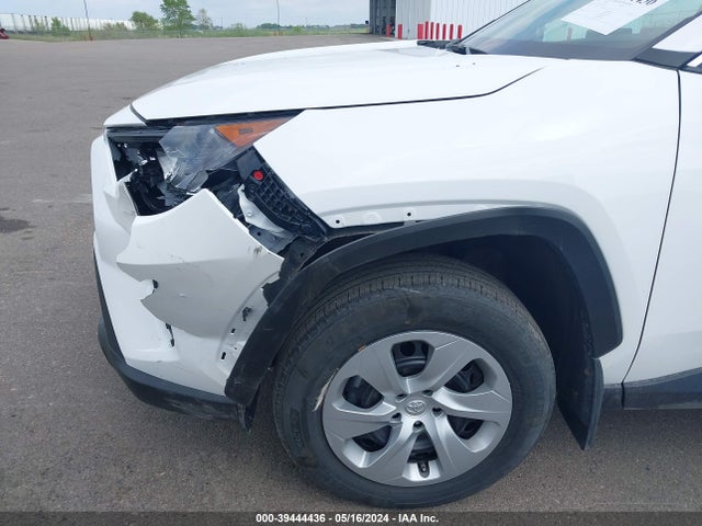 Toyota RAV4 LE 2022 2T3F1RFV3NC294027 Image 18