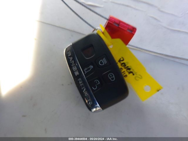SALYL2RX0JA713507 Land Rover Range Rover Velar P250 Se R-dynamic