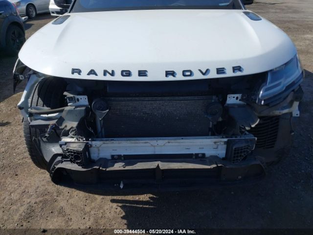 SALYL2RX0JA713507 Land Rover Range Rover Velar P250 Se R-dynamic