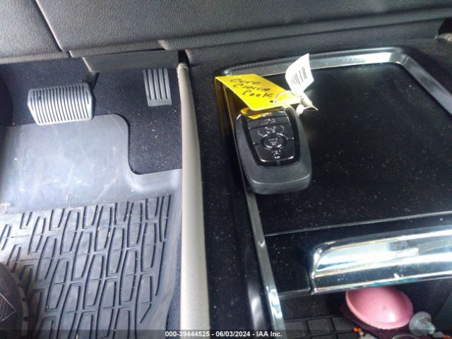 5LMCJ1DA4PUL21148 Lincoln Corsair Standard