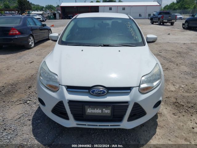 1FADP3F21EL267795 Ford FOCUS SE