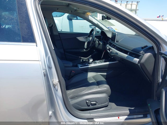 WAUENAF41JA110118 Audi A4 2.0t Premium/2.0t Tech Premium