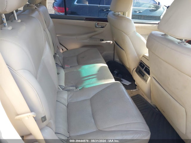 JTJHY7AX8E4158714 Lexus LX 570