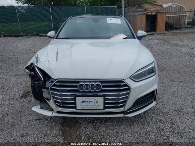 WAUTNAF50JA001679 Audi A5 2.0t Premium