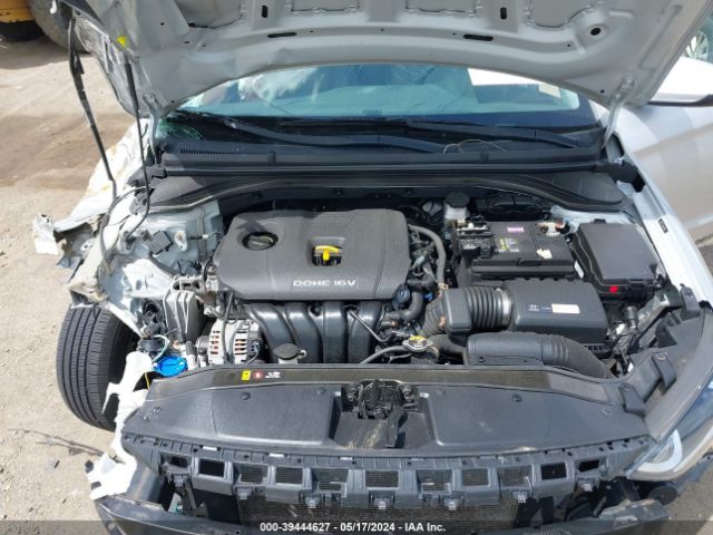 5NPD74LF8JH249851 Hyundai ELANTRA SE