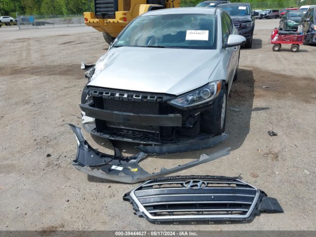 5NPD74LF8JH249851 Hyundai ELANTRA SE