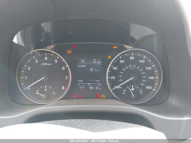 5NPD74LF8JH249851 Hyundai ELANTRA SE