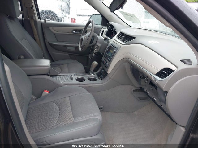Chevrolet Traverse Ls 2015 1GNKRFED4FJ321918 Image 5