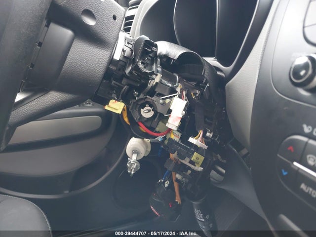 KIA SOUL + 2017 KNDJP3A52H7462705 Image 6