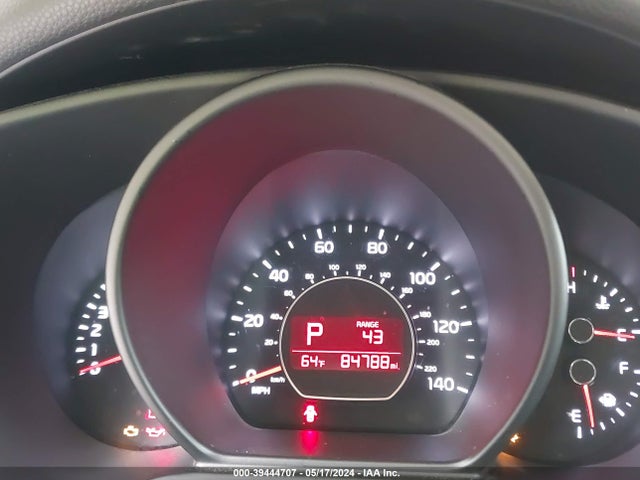 KIA SOUL + 2017 KNDJP3A52H7462705 Image 7