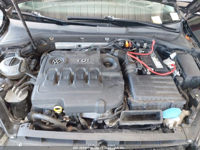 3VWRA7AU3FM012225 Volkswagen Golf Tdi S 4-door