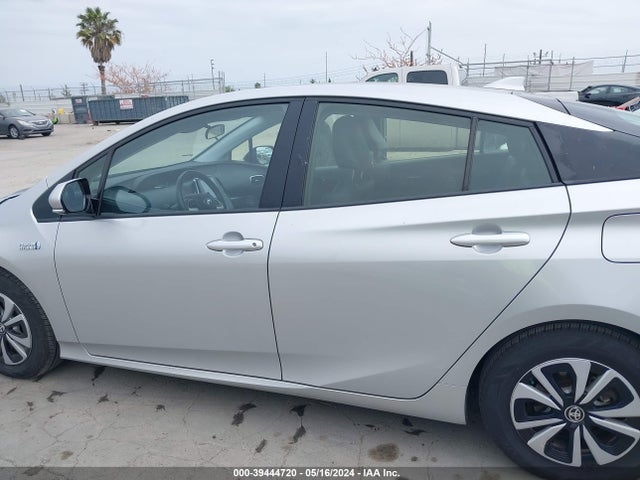Toyota Prius Prime Premium 2017 JTDKARFP9H3056530 Image 15