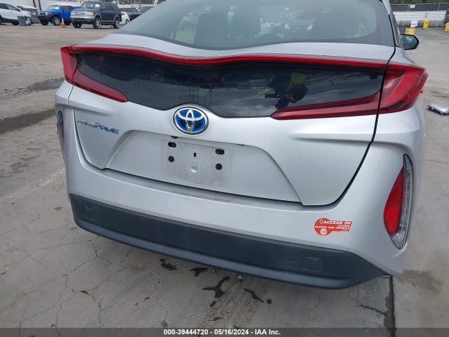 Toyota Prius Prime Premium 2017 JTDKARFP9H3056530 Image 17