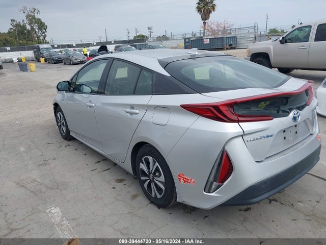 Toyota Prius Prime Premium 2017 JTDKARFP9H3056530 Image 3