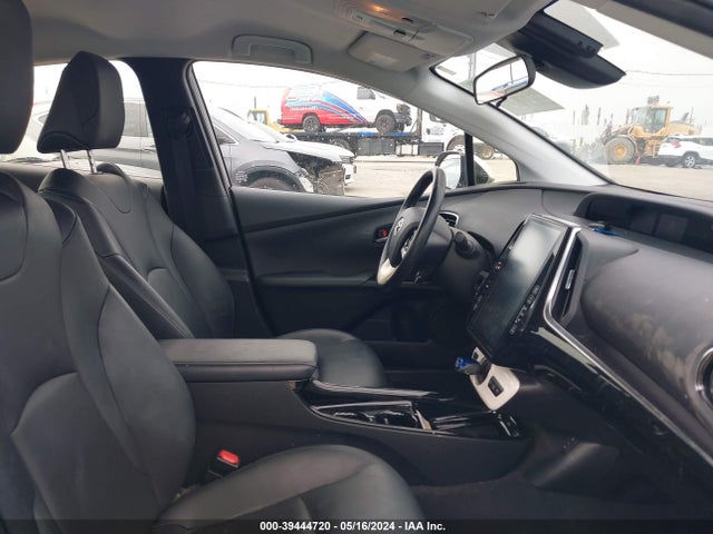 Toyota Prius Prime Premium 2017 JTDKARFP9H3056530 Image 5