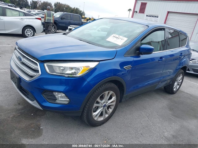 Ford ESCAPE SE 2017 1FMCU9GDXHUA76484 Image 2
