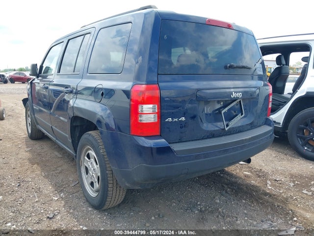 1C4NJRBB4FD225593 Jeep Patriot Sport