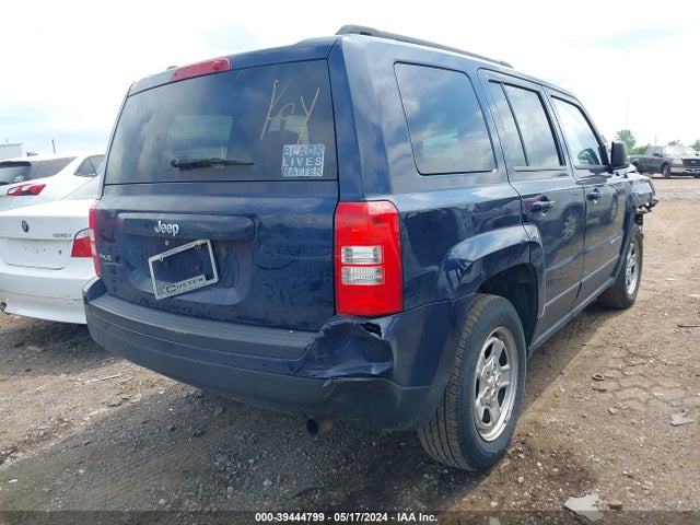 1C4NJRBB4FD225593 Jeep Patriot Sport
