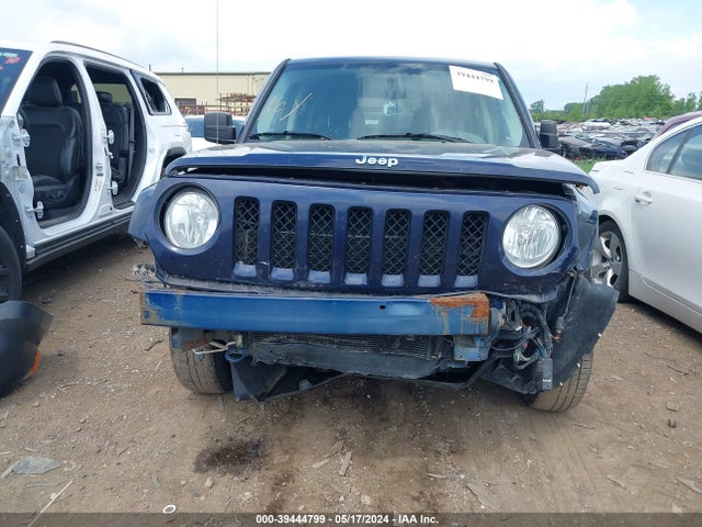 1C4NJRBB4FD225593 Jeep Patriot Sport