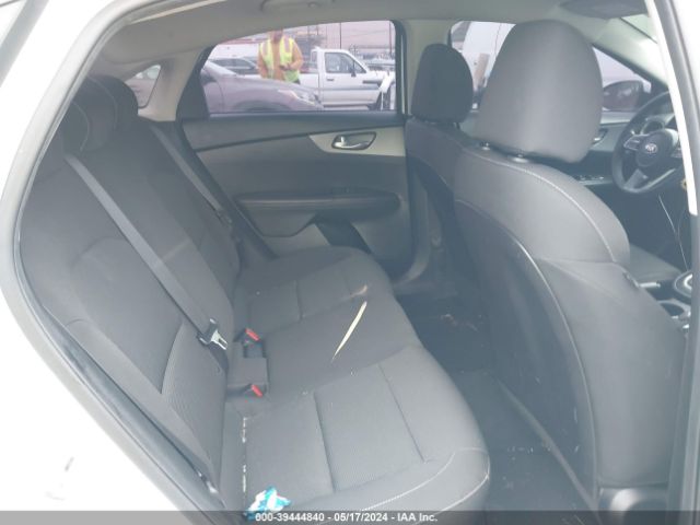 3KPF24AD9KE132679 KIA FORTE FE